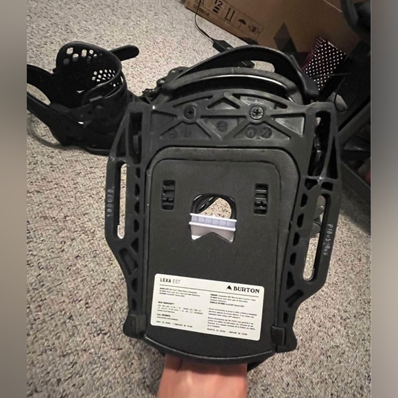 Women’s Burton Lexa EST size small snowboard bindings - Picture 5 of 6